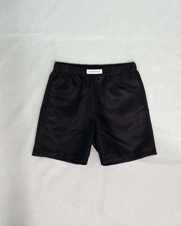 Short Negro Eterno